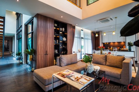 House in Bang Lamung, Thailand 3 bedrooms № 32375 - photo 27