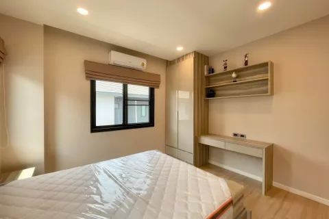 Casa de 3 dormitorios en Pattaya, Tailandia № 155644 - foto 16