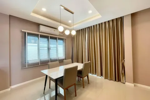 Casa de 3 dormitorios en Pattaya, Tailandia № 155644 - foto 7