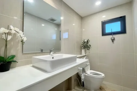 Casa de 3 dormitorios en Pattaya, Tailandia № 155644 - foto 17
