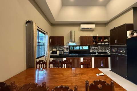 Casa de 3 dormitorios en Pattaya, Tailandia № 155641 - foto 13
