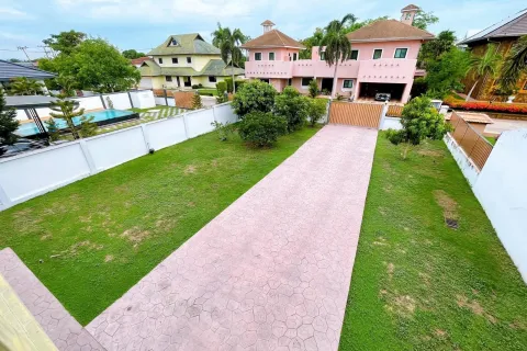 Haus in Pattaya, Thailand 3 Schlafzimmer № 155642 - Foto 6
