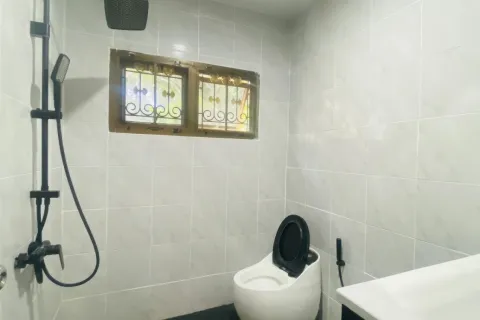 Casa de 3 dormitorios en Pattaya, Tailandia № 155639 - foto 18