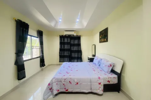 Casa de 3 dormitorios en Pattaya, Tailandia № 155639 - foto 16