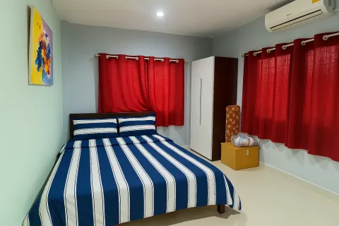 Casa de 3 dormitorios en Pattaya, Tailandia № 155639 - foto 15