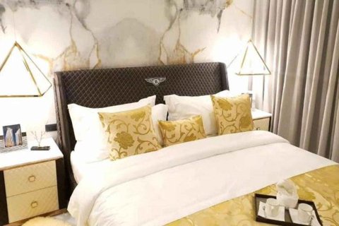 Apartamento de 2 dormitorios en Resell Grand Solair, Pattaya, Tailandia № 171325