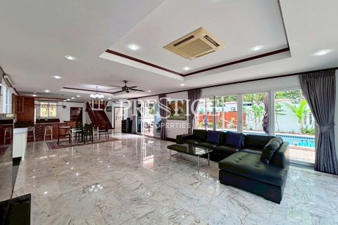 บ้านในพัทยา, ประเทศไทย 5 ห้องนอน № 198004 - รูปถ่าย 3