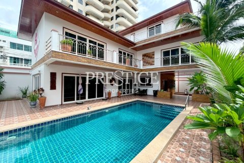 Haus in Pattaya, Thailand 5 Schlafzimmer № 198004