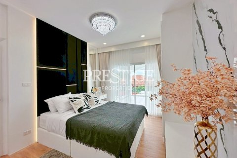 House in Pattaya, Thailand 5 bedrooms № 198002 - photo 20