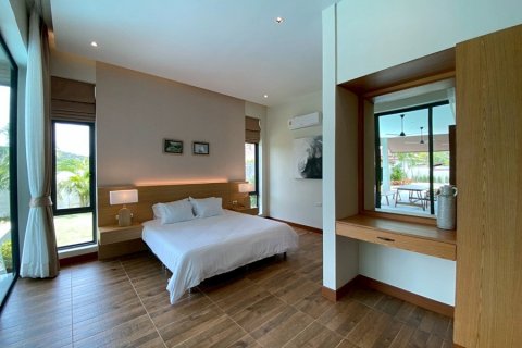 Casa de 3 dormitorios en Hua Hin, Tailandia № 168135 - foto 14