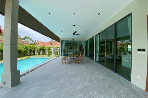 Casa de 3 dormitorios en Hua Hin, Tailandia № 168135 - foto 5