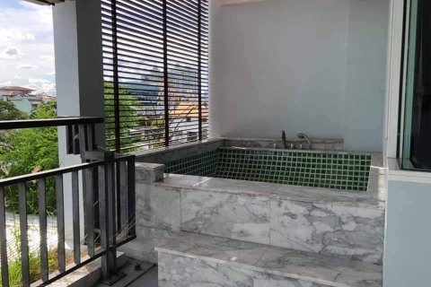 Estudio en el condominio en Khlong Toei, Bangkok, Tailandia № 150204 - foto 8