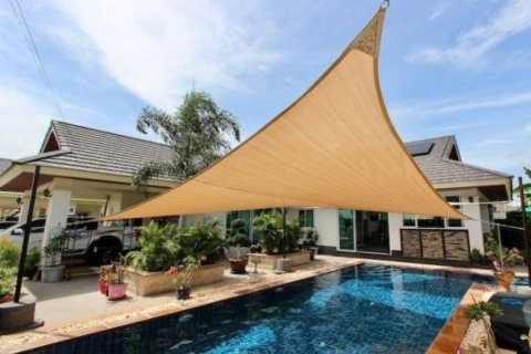 Chalet de 3 dormitorios en Pran Buri, Tailandia № 155282 - foto 2