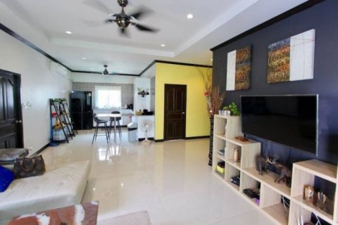 Chalet de 3 dormitorios en Pran Buri, Tailandia № 155282 - foto 4