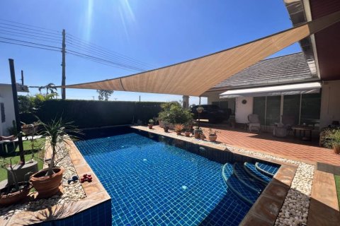Chalet de 3 dormitorios en Pran Buri, Tailandia № 155282