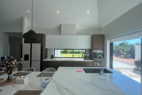 Chalet de 3 dormitorios en Pran Buri, Tailandia № 155285 - foto 10