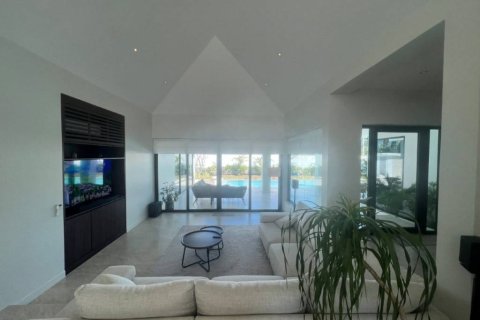 Chalet de 3 dormitorios en Pran Buri, Tailandia № 155285 - foto 6