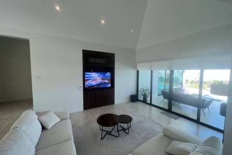 Chalet de 3 dormitorios en Pran Buri, Tailandia № 155285 - foto 5