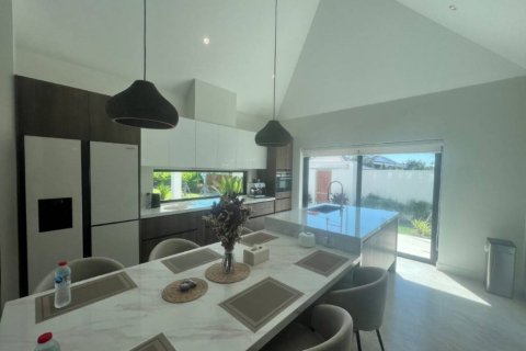 Chalet de 3 dormitorios en Pran Buri, Tailandia № 155285 - foto 8