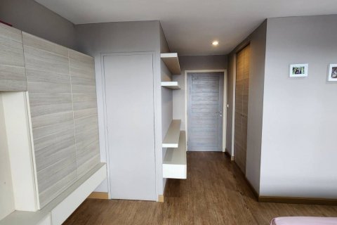 Estudio en el condominio en Bang Rak, Bangkok, Tailandia № 139019 - foto 9