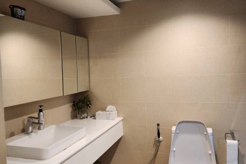 Estudio en el condominio en Bang Rak, Bangkok, Tailandia № 139019 - foto 7