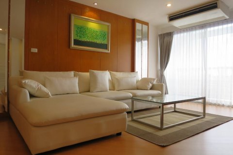 Condominio de 3 dormitorios en Yan Nawa, Bangkok, Tailandia № 144056