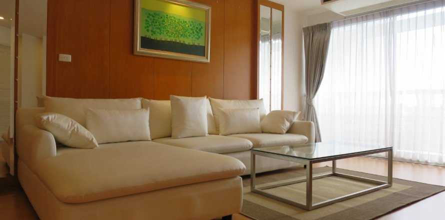 Condo à Yan Nawa, Bangkok, Thaïlande, 3 chambres № 144056