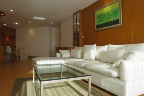 Condo à Yan Nawa, Bangkok, Thaïlande, 3 chambres № 144056 - photo 2