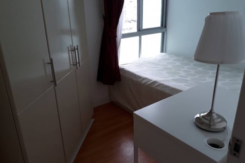 Condo à Yan Nawa, Bangkok, Thaïlande, 3 chambres № 144056 - photo 15