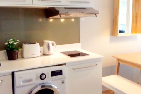 Condominio de 1 dormitorio en Bangkok, Tailandia № 144052 - foto 3