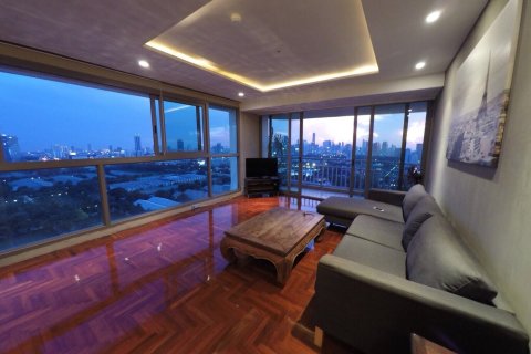 Condo in Bangkok, Thailand, 2 bedrooms № 144050 - photo 3