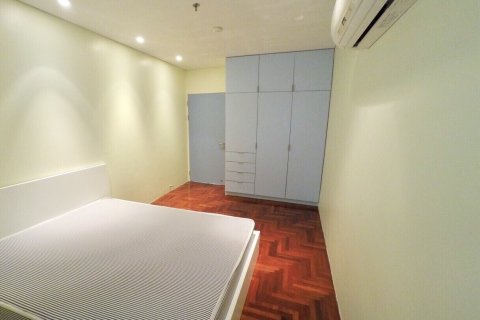 Condo in Bangkok, Thailand, 2 bedrooms № 144050 - photo 15