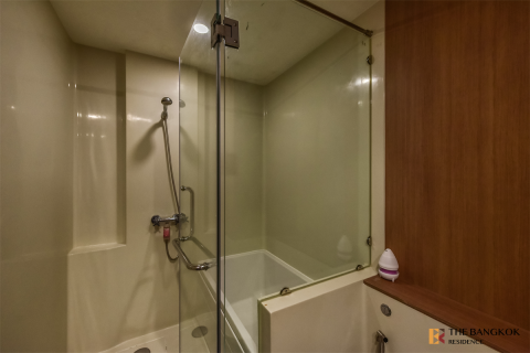 Condominio de 2 dormitorios en Bangkok, Tailandia № 186568 - foto 8