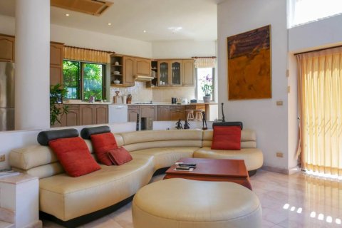 Casa de 3 dormitorios en Phuket, Tailandia № 156768 - foto 3