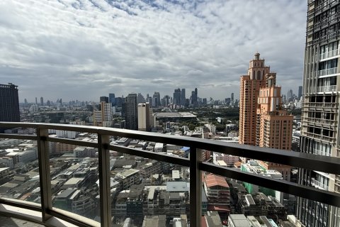 Condo in Watthana, Bangkok, Thailand, 3 bedrooms № 201305 - photo 10