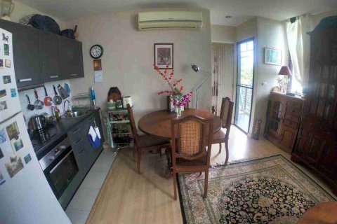 Condominio de 1 dormitorio en Bangkok, Tailandia № 208717 - foto 5
