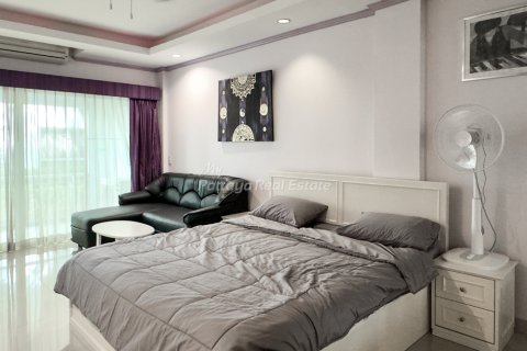 Estudio en el condominio en Bang Lamung, Tailandia № 205108 - foto 4