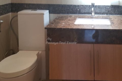 Condominio de 1 dormitorio en Bang Lamung, Tailandia № 205111 - foto 14