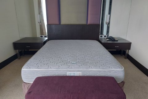 Condominio de 2 dormitorios en Khlong San, Bangkok, Tailandia № 134001 - foto 14