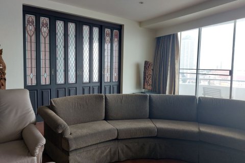 Condominio de 2 dormitorios en Khlong San, Bangkok, Tailandia № 134001 - foto 4