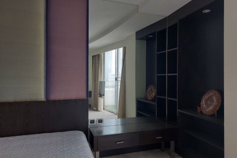 Condominio de 2 dormitorios en Khlong San, Bangkok, Tailandia № 134001 - foto 15