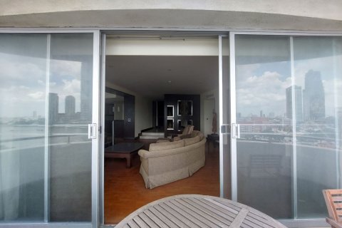Condominio de 2 dormitorios en Khlong San, Bangkok, Tailandia № 134001 - foto 25