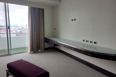 Condominio de 2 dormitorios en Khlong San, Bangkok, Tailandia № 134001 - foto 21