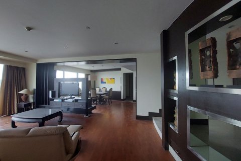 Condominio de 2 dormitorios en Khlong San, Bangkok, Tailandia № 134001 - foto 5
