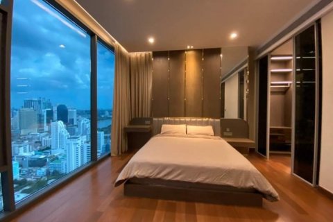 Condominio de 3 dormitorios en Khlong Toei, Bangkok, Tailandia № 134002 - foto 2