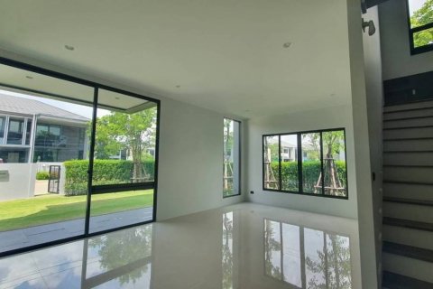 Condominio de 5 dormitorios en Bang Bon, Bangkok, Tailandia № 133997 - foto 13