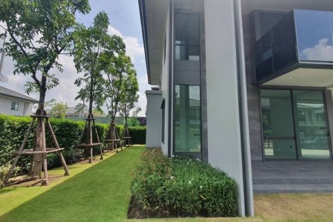 Condominio de 5 dormitorios en Bang Bon, Bangkok, Tailandia № 133997 - foto 16