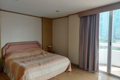Condominio de 2 dormitorios en Khlong San, Bangkok, Tailandia № 134003 - foto 21