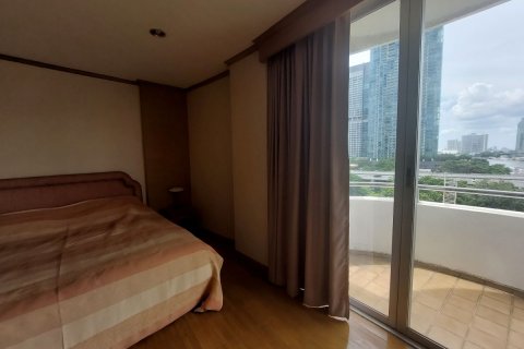 Condominio de 2 dormitorios en Khlong San, Bangkok, Tailandia № 134003 - foto 24