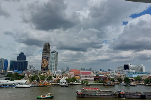 Condominio de 2 dormitorios en Khlong San, Bangkok, Tailandia № 134003 - foto 10